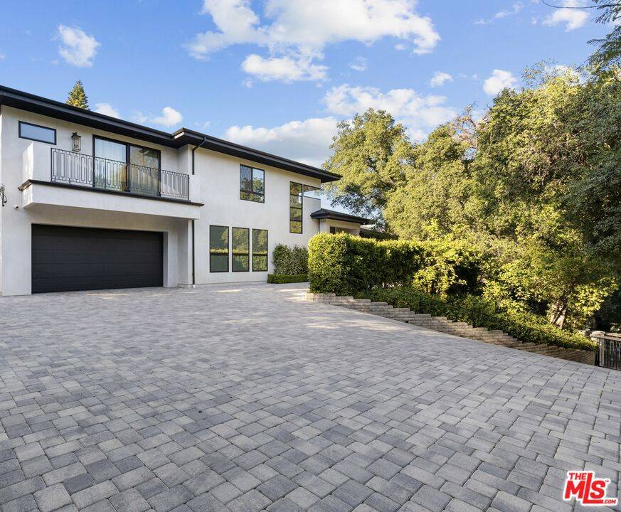 Encino, CA 91316,17401 Rancho ST