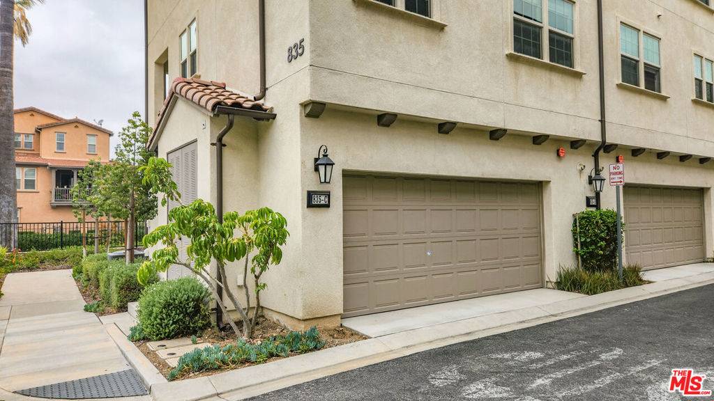 Azusa, CA 91702,835 Orchid WAY #C