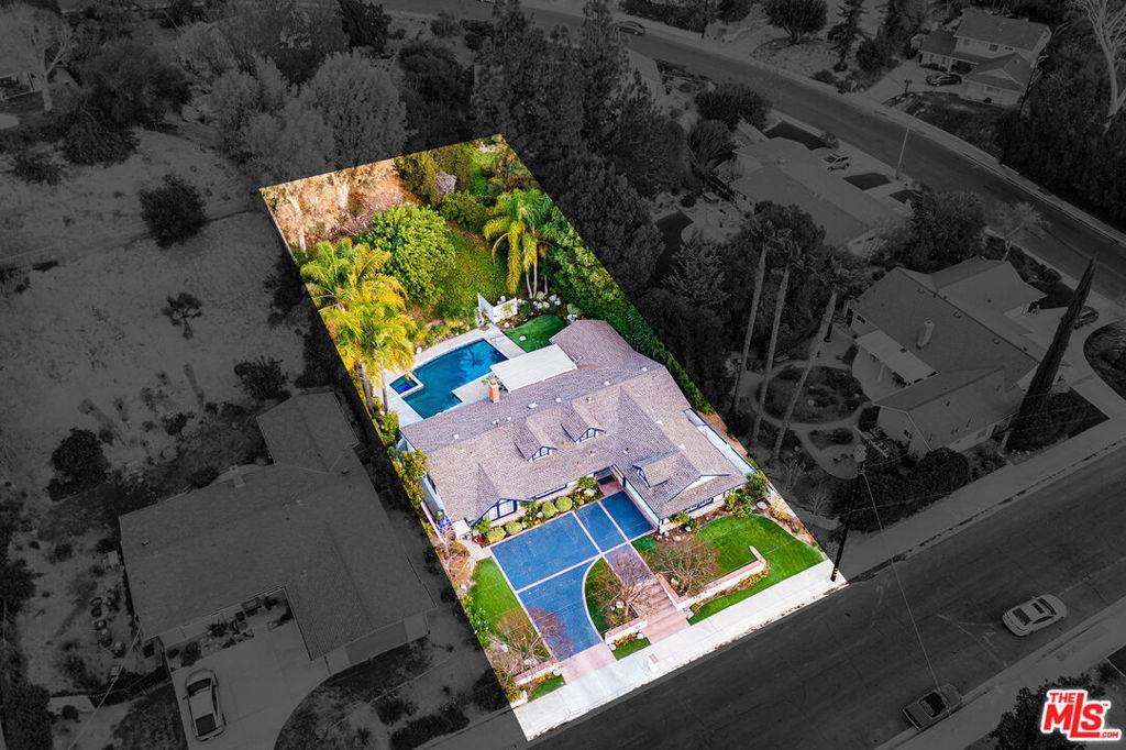 West Hills, CA 91307,7144 Deveron Ridge RD