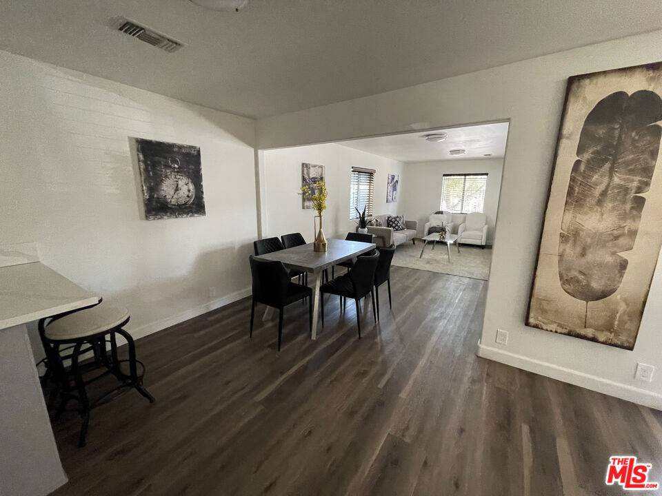 Canoga Park, CA 91303,20905 Hart ST