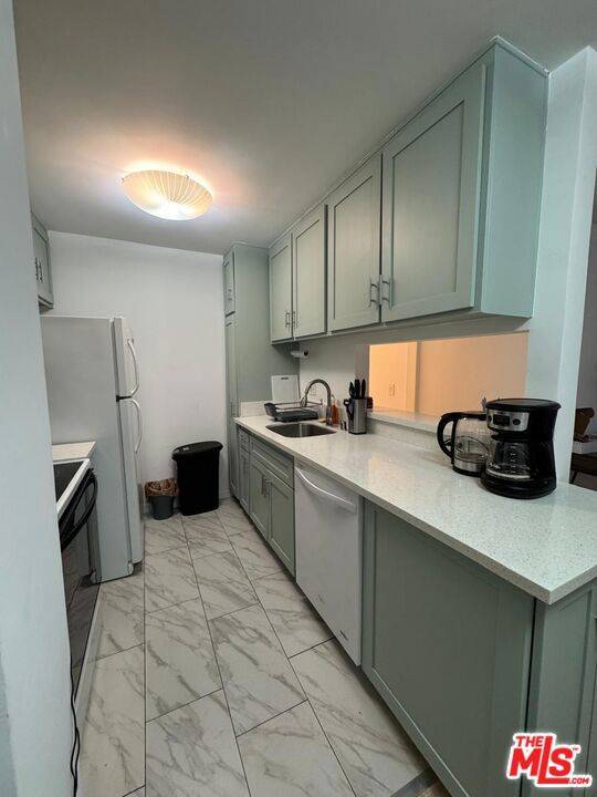 Los Angeles, CA 90028,1351 N Orange DR #117