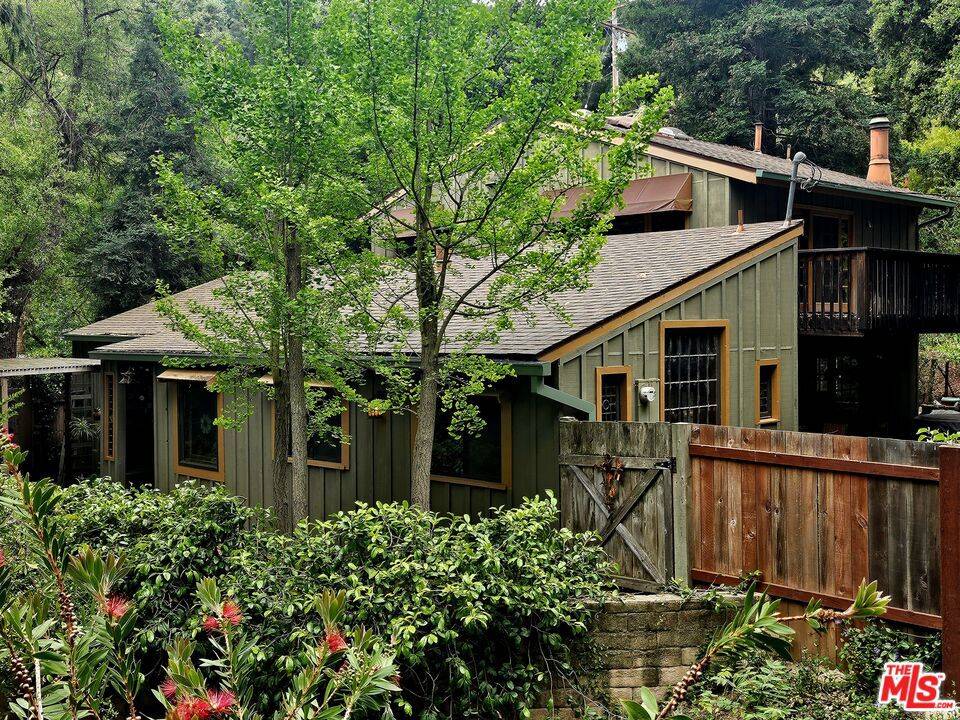 Topanga, CA 90290,2437 Liberty LN