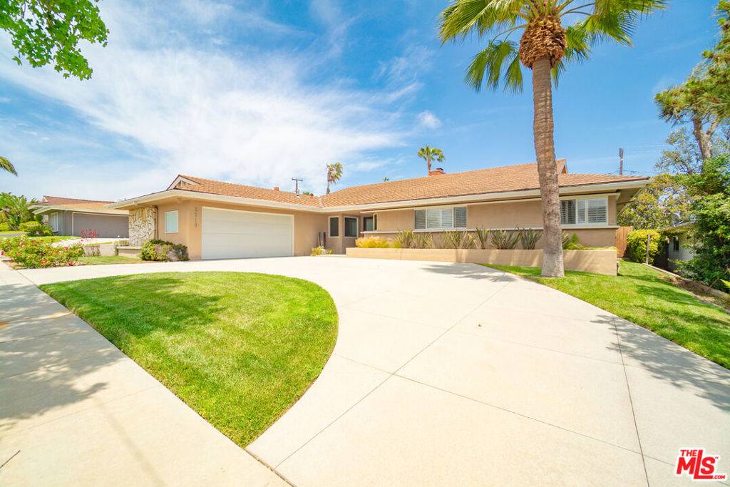Los Angeles, CA 90056,5210 S Corning AVE