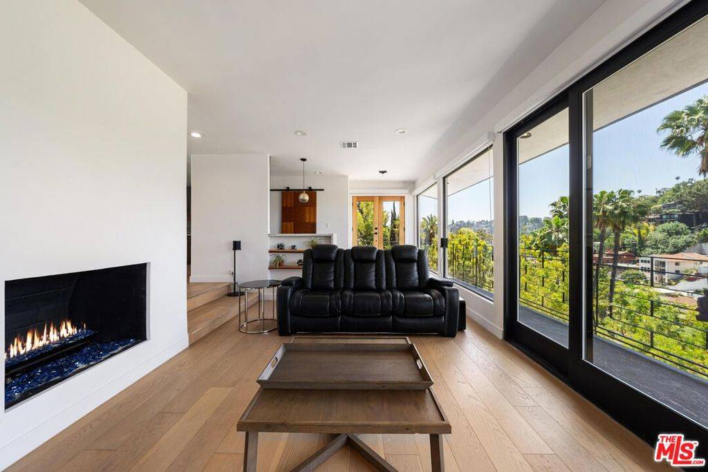 Los Feliz, CA 90027,3775 Aloha ST