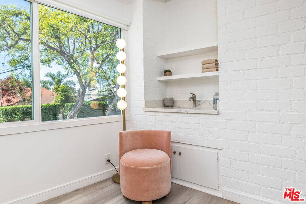 West Hollywood, CA 90069,8911 S Cynthia ST #7