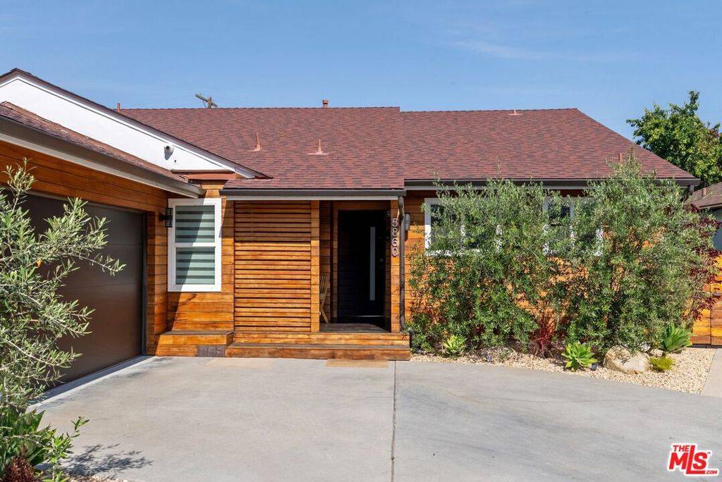 Valley Village, CA 91607,5860 Alcove AVE
