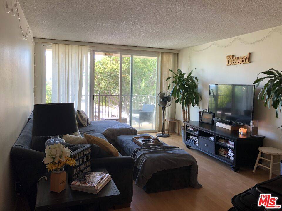Malibu, CA 90265,23901 CIVIC CENTER WAY #D238