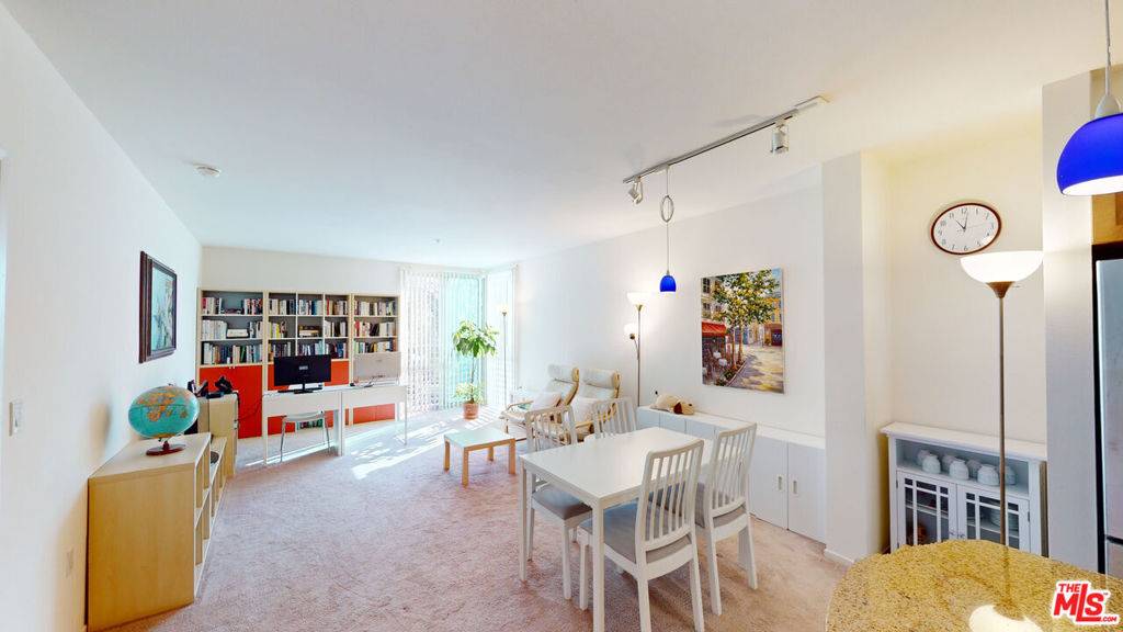 Los Angeles, CA 90012,267 S San Pedro ST #321