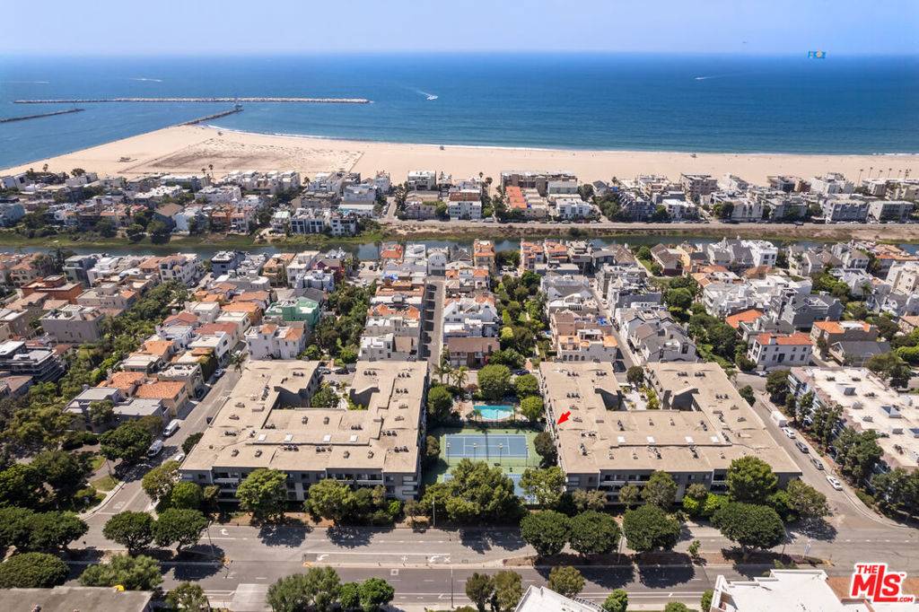 Marina Del Rey, CA 90292,306 Bora Bora WAY #306