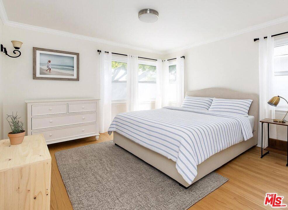 Santa Monica, CA 90403,1030 Chelsea AVE
