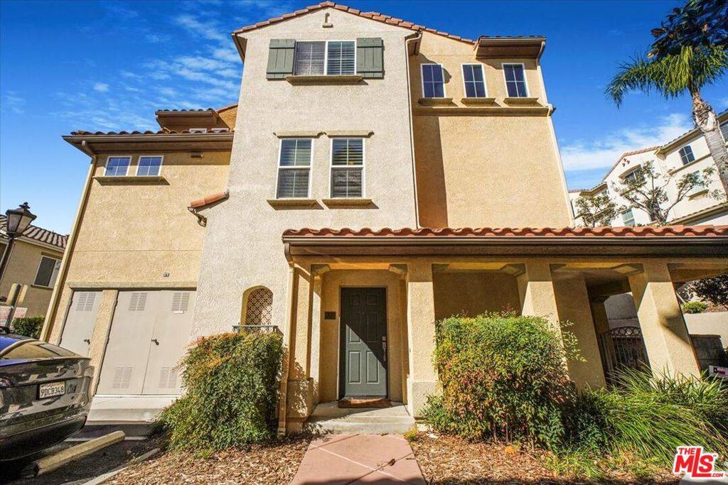 Granada Hills, CA 91344,15649 Odyssey DR #77