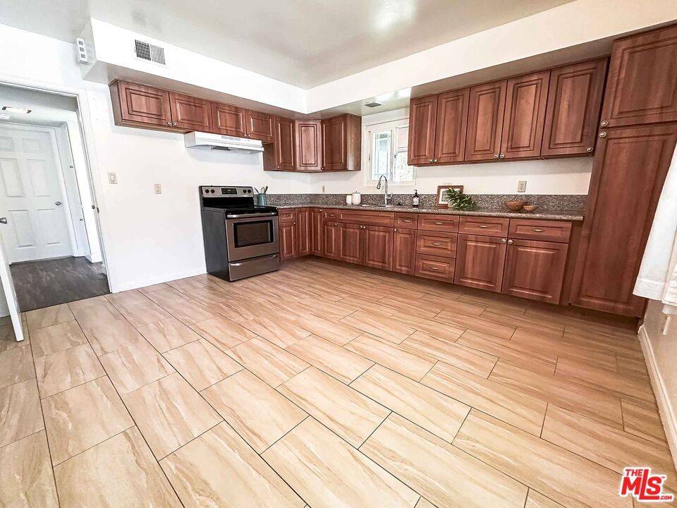 San Gabriel, CA 91776,240 San Marcos ST #A