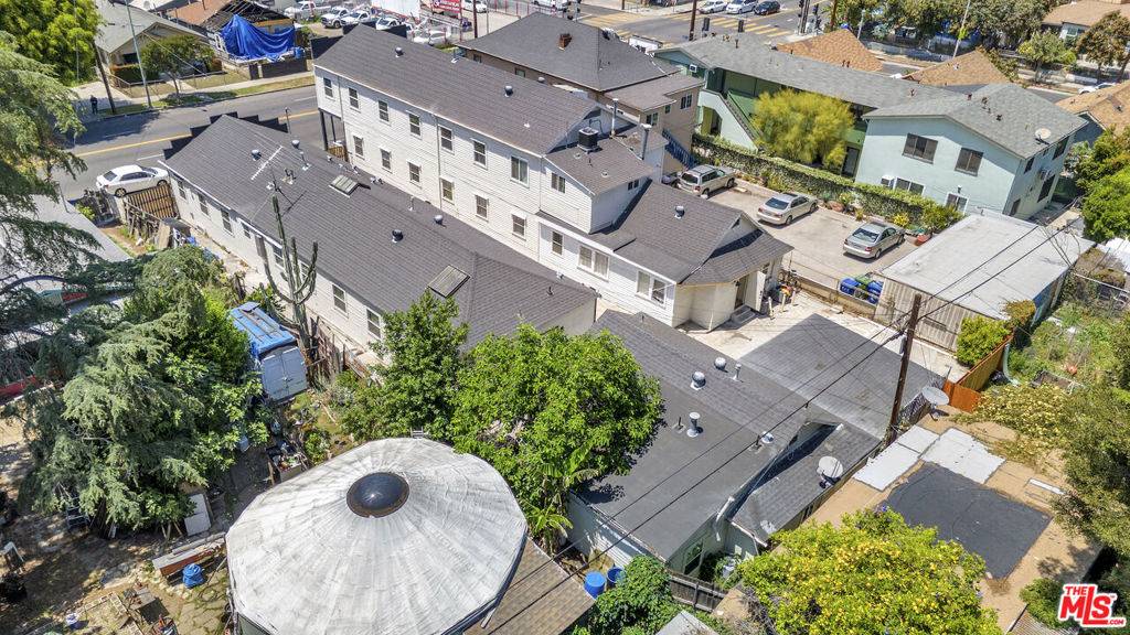 Los Angeles, CA 90004,560 N Virgil AVE