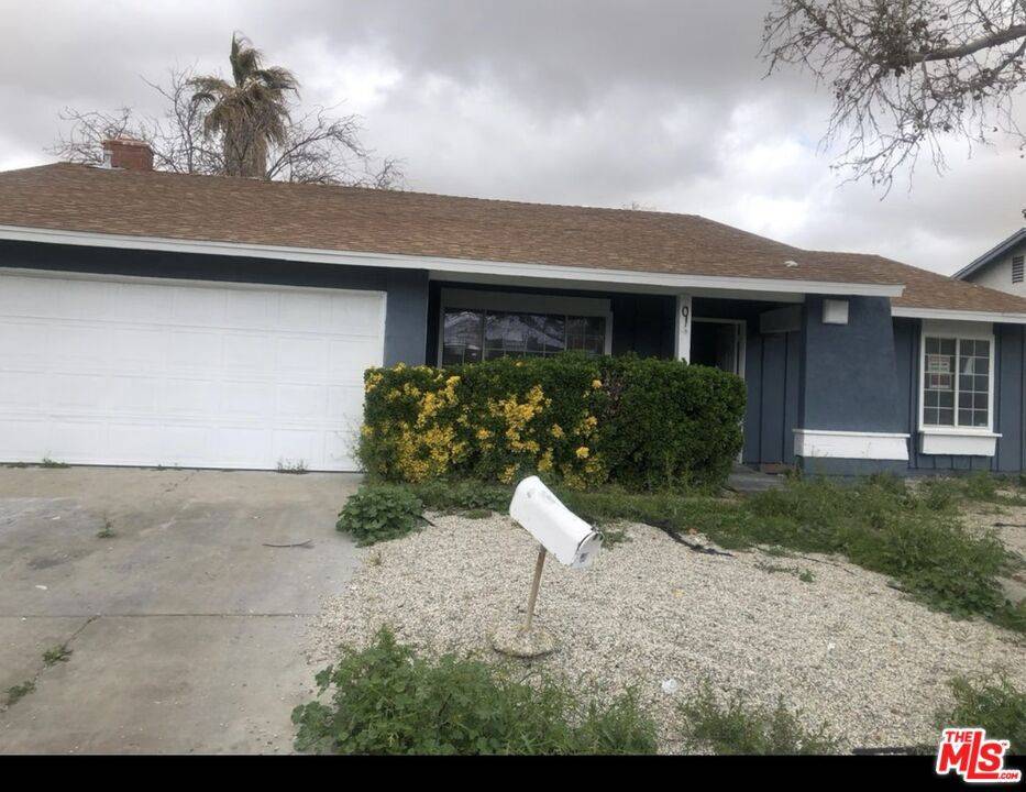 Lancaster, CA 93535,601 E Avenue J5