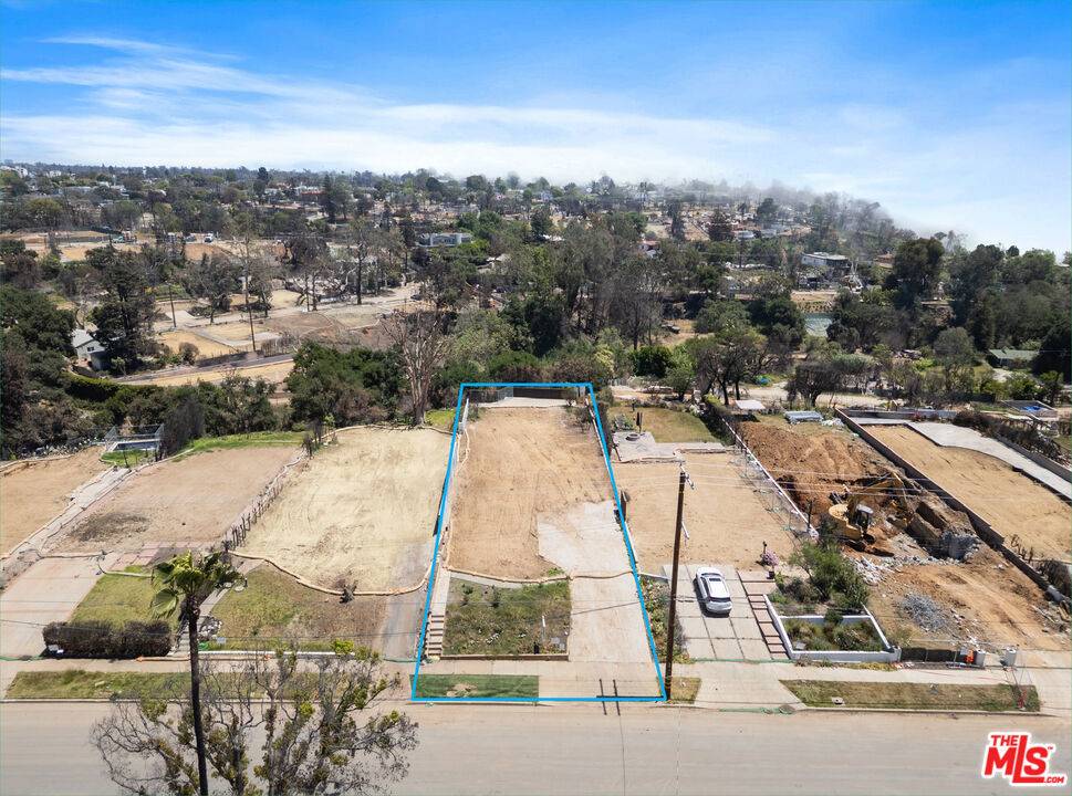 Pacific Palisades, CA 90272,640 N Las Casas AVE