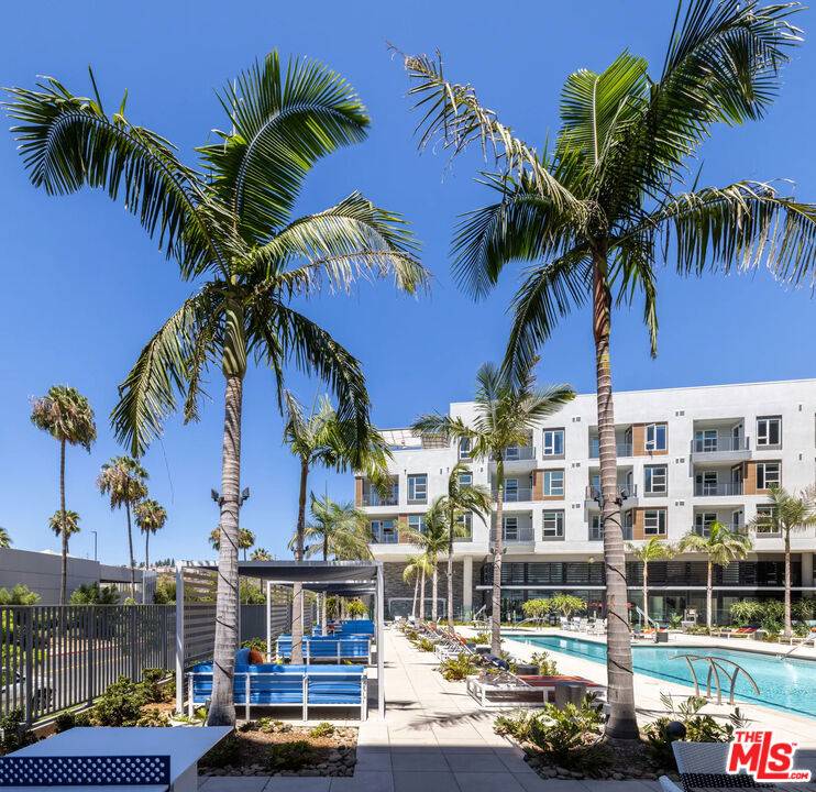 San Diego, CA 92108,5075 Camino De La Siesta #158