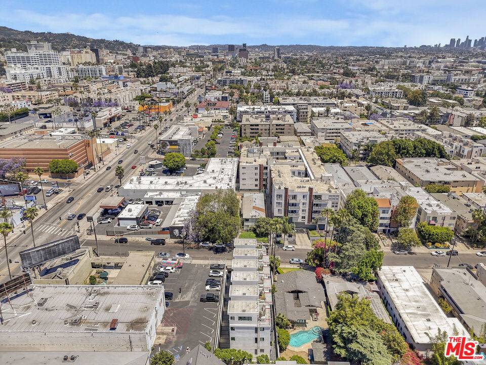 Los Angeles, CA 90046,1445 1/4 N Martel AVE