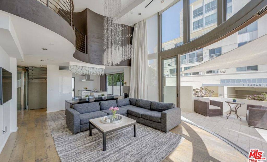 Santa Monica, CA 90401,11 Marine Terrace #5