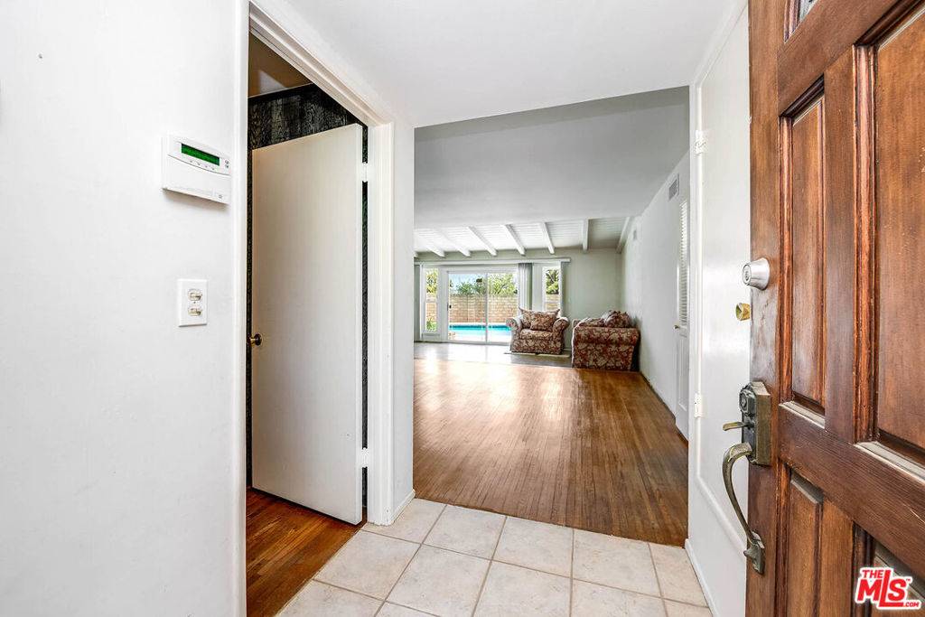 Granada Hills, CA 91344,16314 Armstead ST