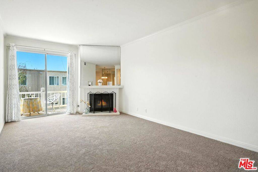 Playa Del Rey, CA 90293,8505 Gulana AVE #4217