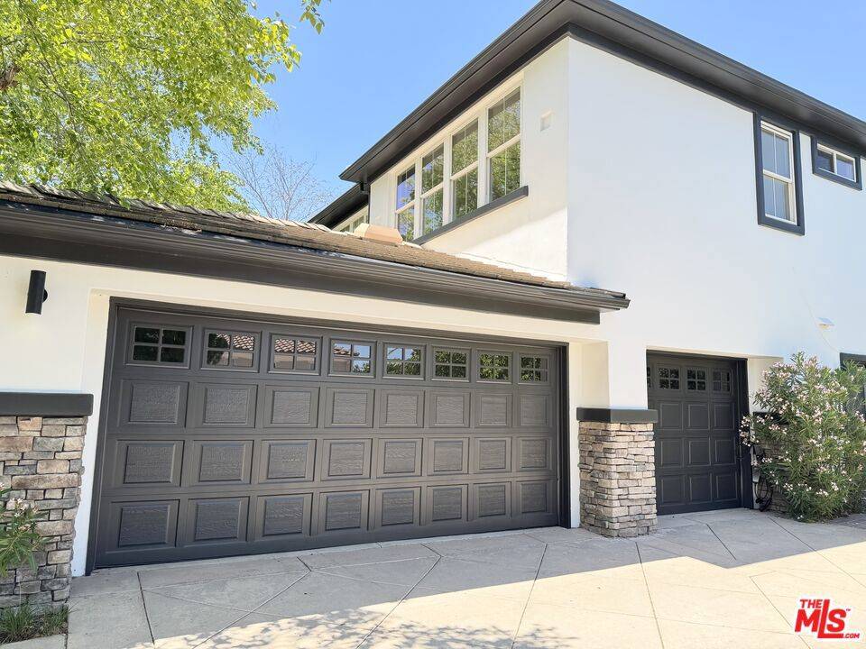 Calabasas, CA 91302,23473 Palm DR