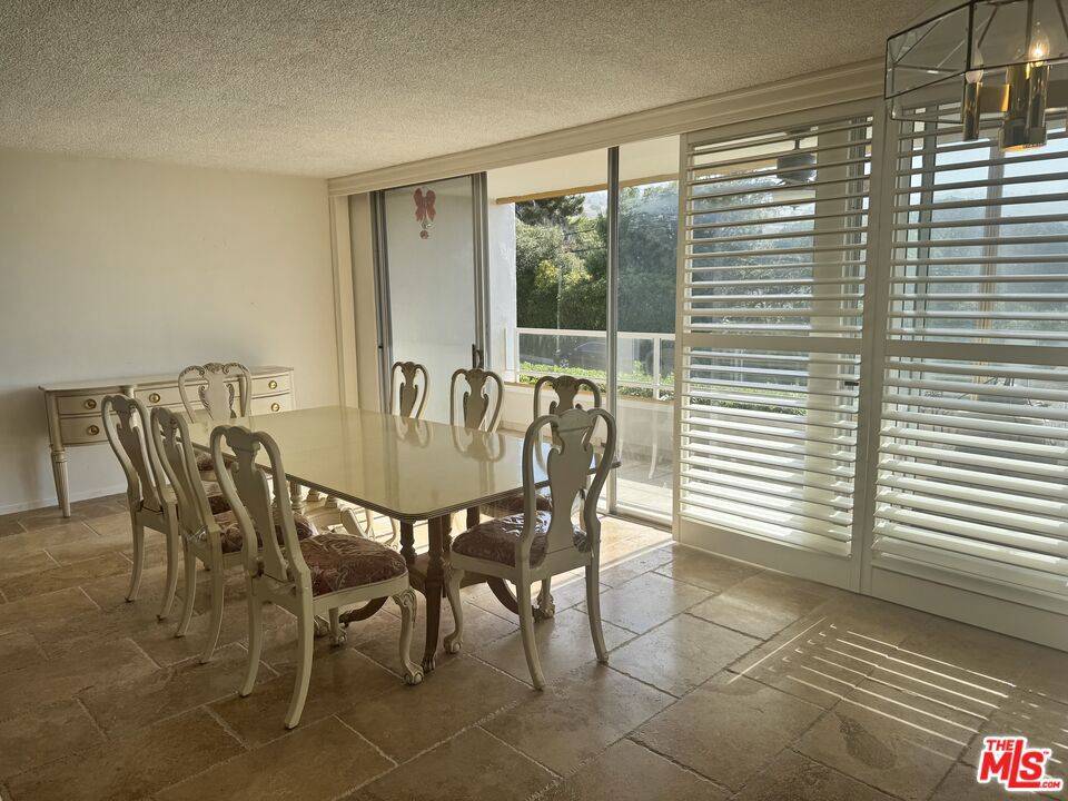 Rancho Palos Verdes, CA 90275,32709 Seagate DR #105