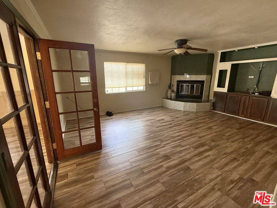 Lancaster, CA 93534,43834 Gadsden AVE