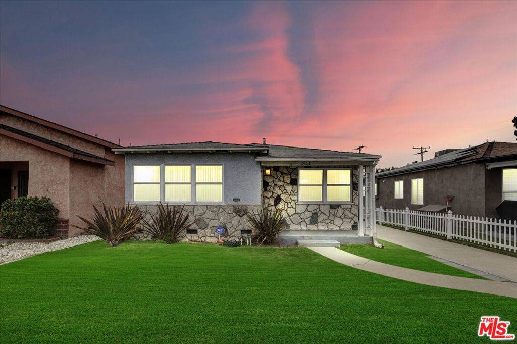 Long Beach, CA 90810,2463 Easy AVE