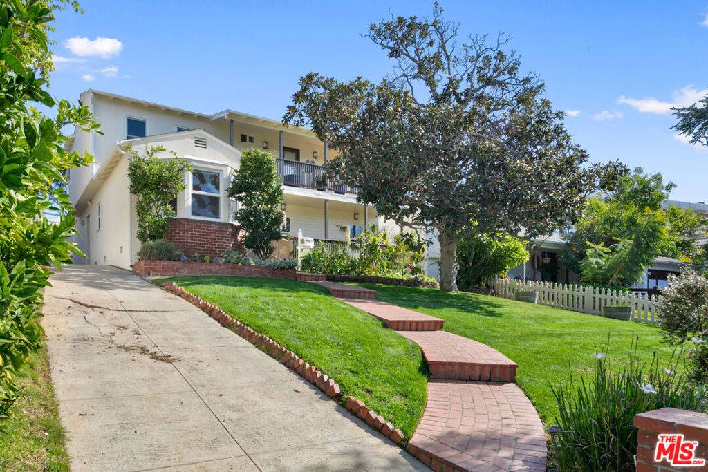 Los Angeles, CA 90024,1342 HOLMBY AVE