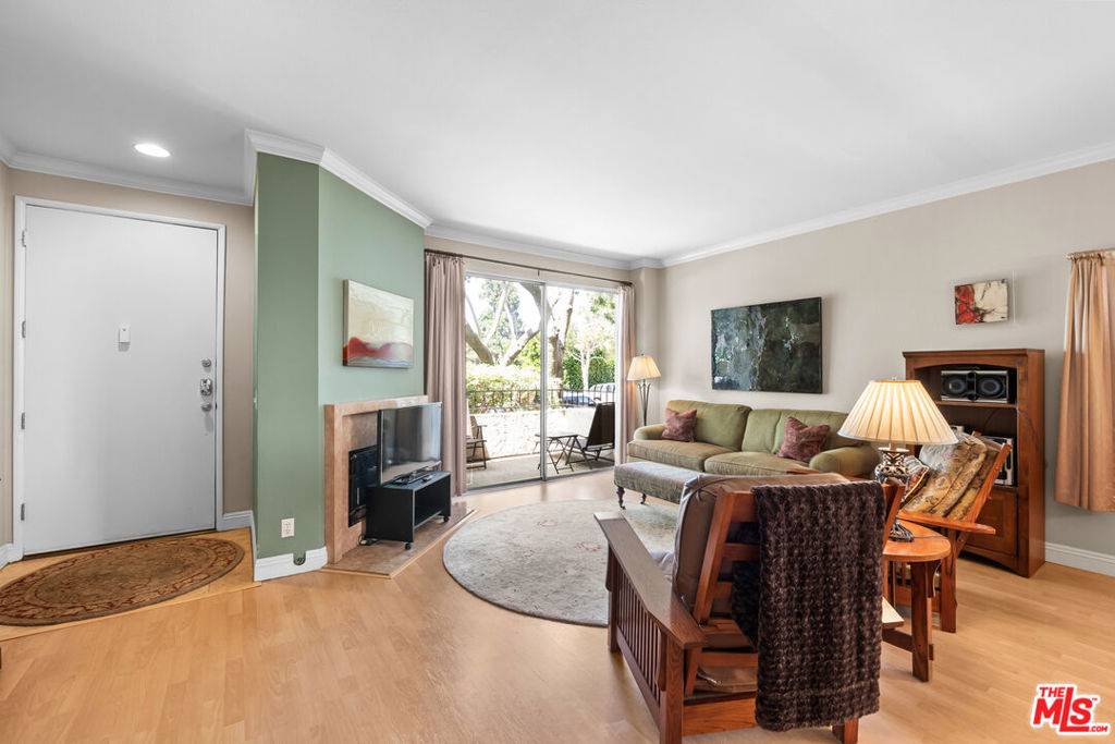Santa Monica, CA 90405,2405 34th ST #5