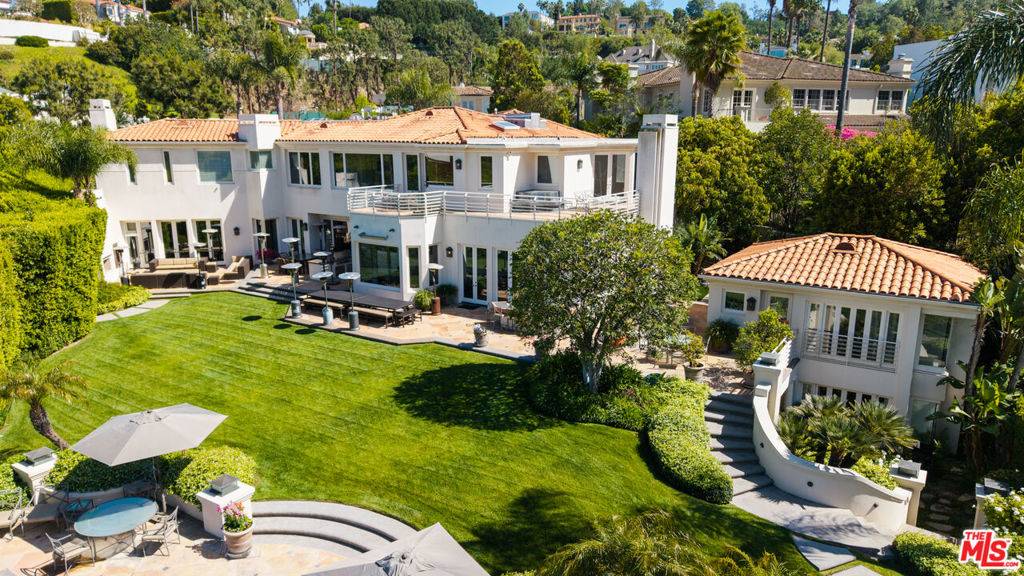Beverly Hills, CA 90210,14035 Aubrey RD