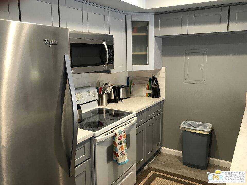Palm Springs, CA 92264,1655 E PALM CANYON Dr Unit 812