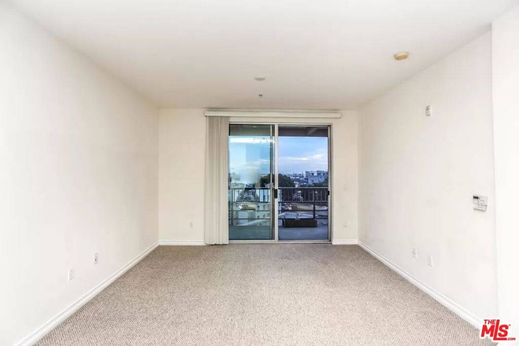 Los Angeles, CA 90013,629 Traction AVE #604