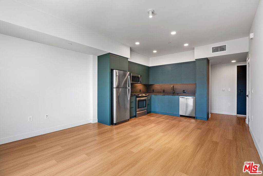 Culver City, CA 90232,10601 Washington BLVD #707