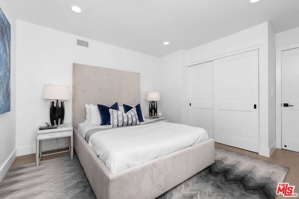 Malibu, CA 90265,23458 W Moon Shadows DR