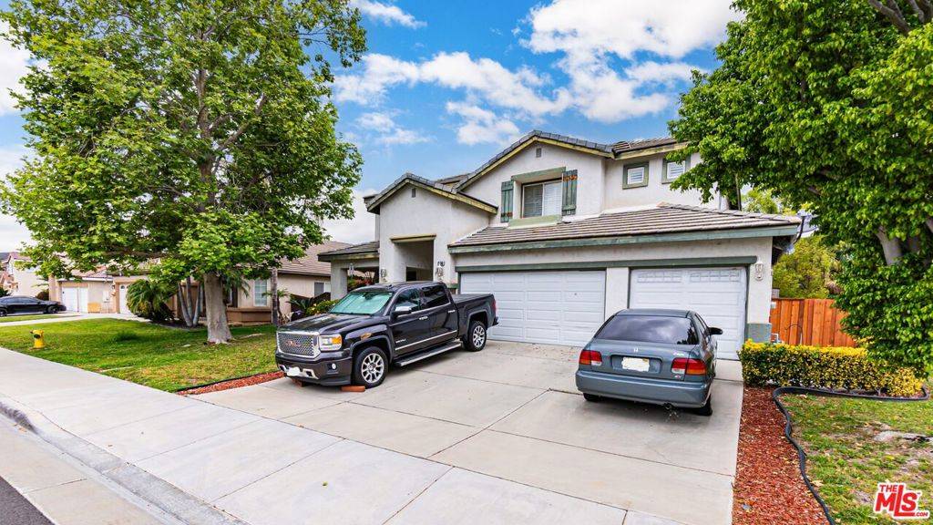 Riverside, CA 92503,12590 Mango LN