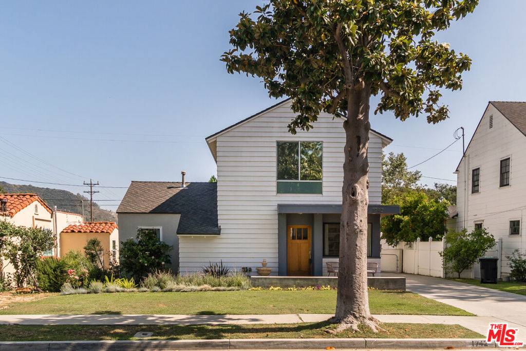 Glendale, CA 91208,1742 El Rito AVE