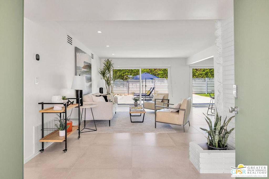 Palm Springs, CA 92262,403 N Juanita DR