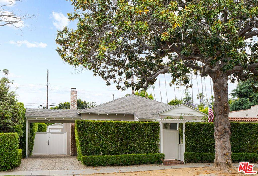 Los Angeles, CA 90064,2613 Military AVE