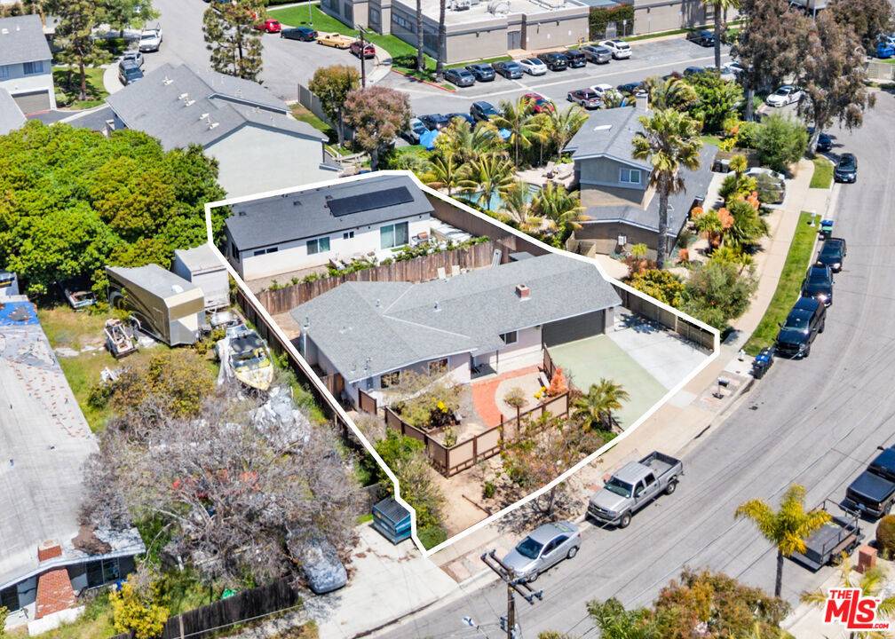 Costa Mesa, CA 92627,326 Hamilton ST