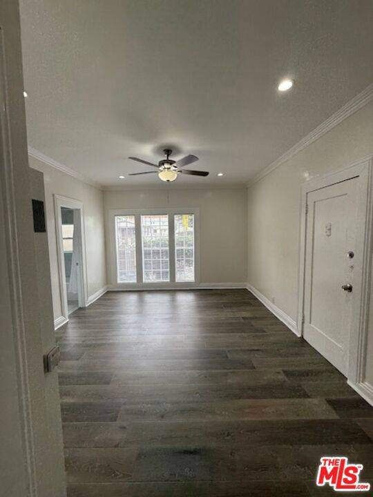 Los Angeles, CA 90038,5522 Sierra Vista AVE #1