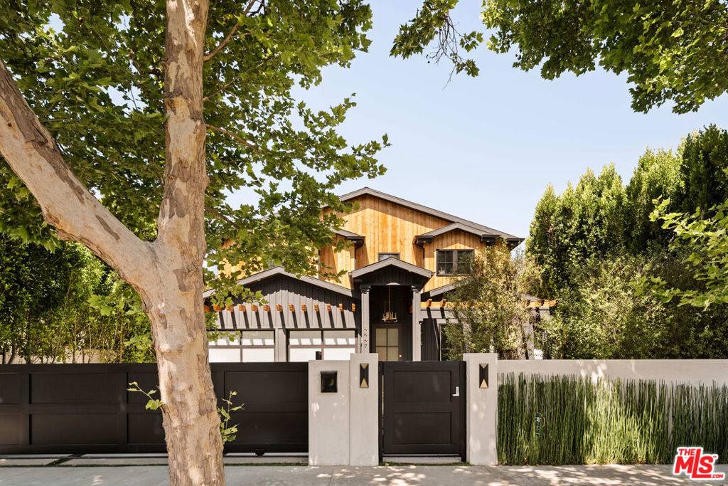 Studio City, CA 91602,4447 Farmdale AVE