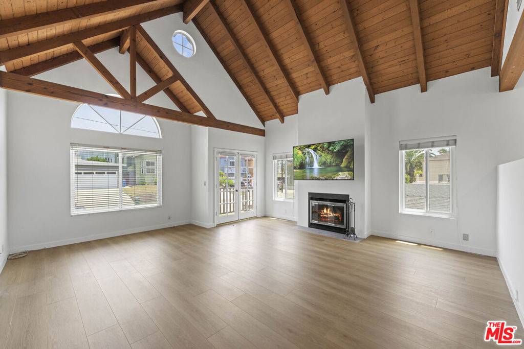Redondo Beach, CA 90278,1711 Goodman AVE