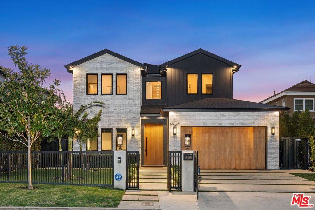Encino, CA 91436,4937 Rubio AVE