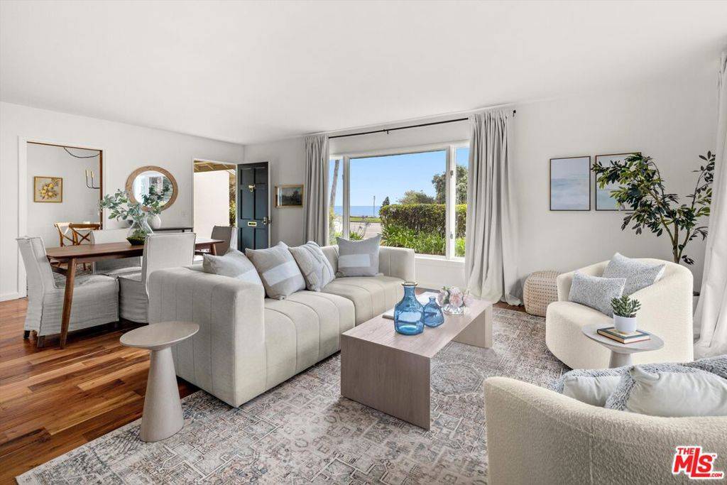 Santa Barbara, CA 93109,1212 Shoreline DR