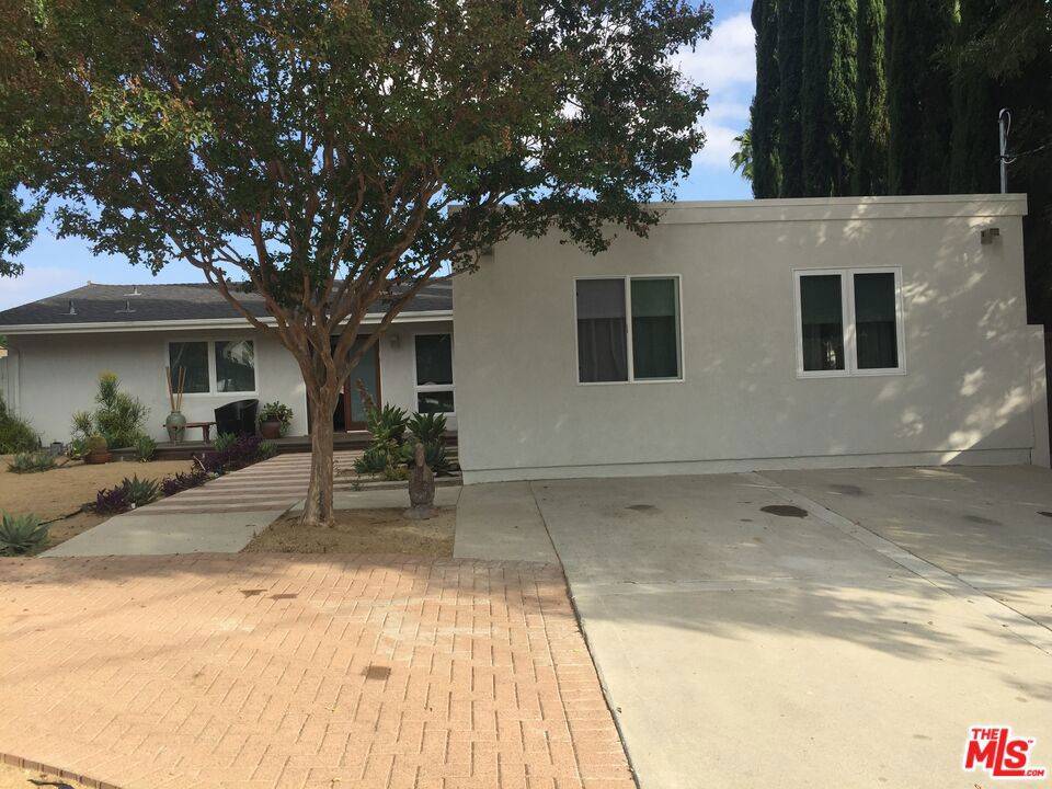 West Hills, CA 91307,7040 Semrad RD