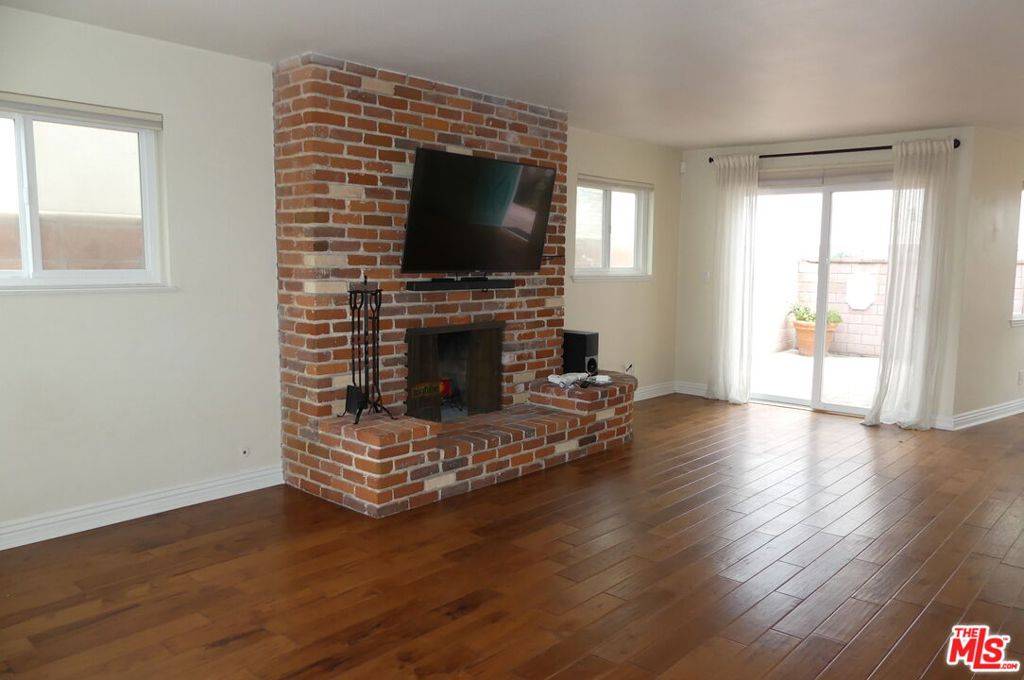Newport Beach, CA 92661,113 G ST