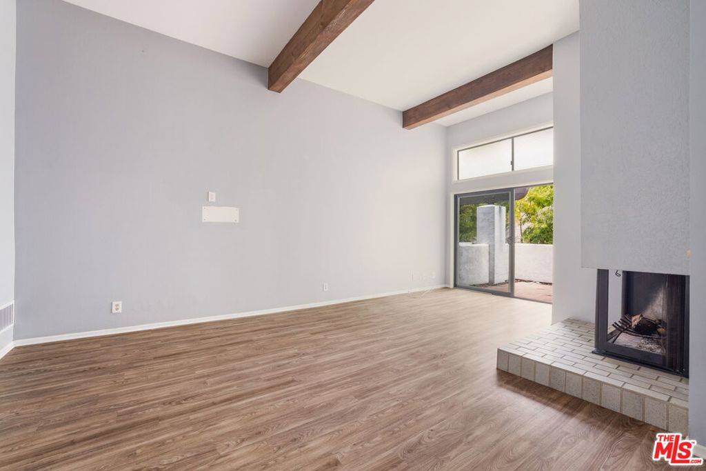 Pacific Palisades, CA 90272,1559 Palisades DR