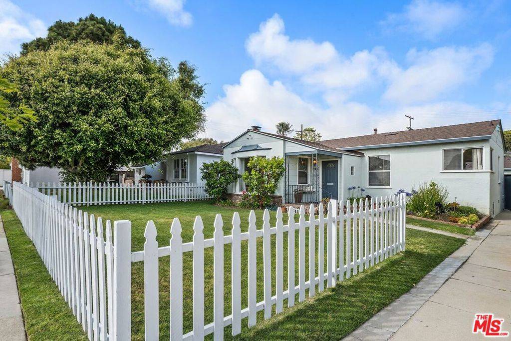 Santa Monica, CA 90405,2345 23rd ST
