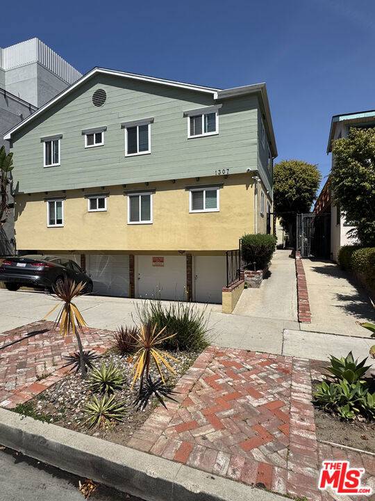 Santa Monica, CA 90404,1307 15th ST